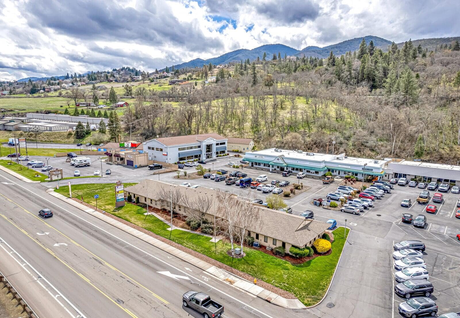 Commercial Real Estate Listings